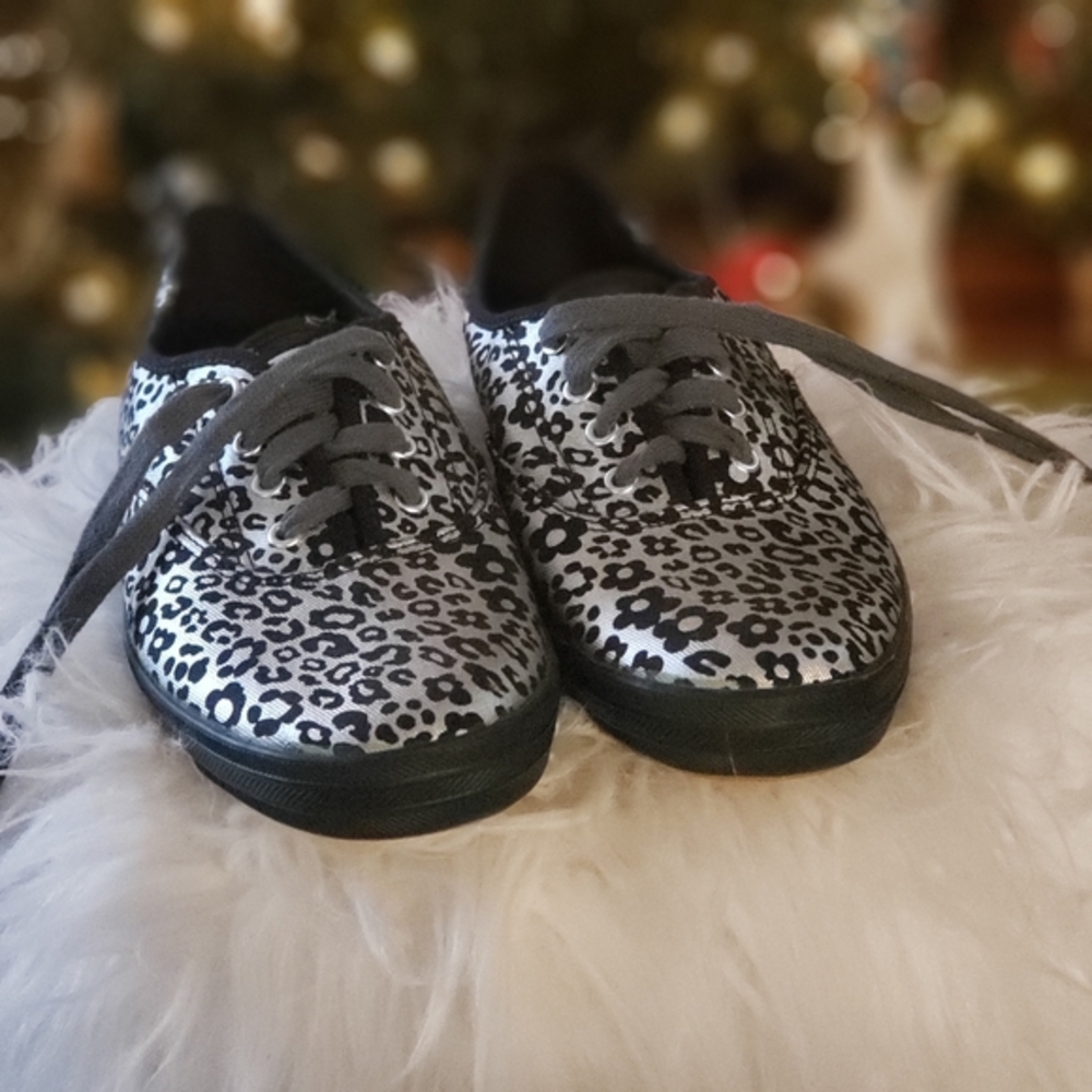 Keds black &‎ silver metallic leopard print 7.5